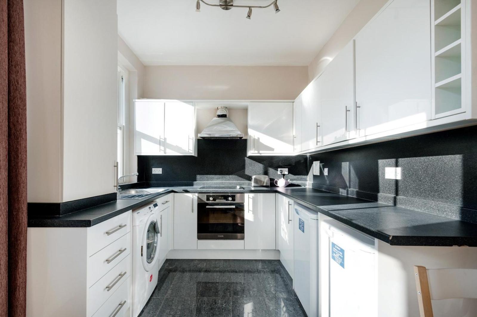 Central Apartment Paddington Londra Oda fotoğraf